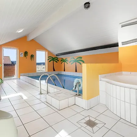 Renovated Pool House With Playground & Wifi-sj410 別荘